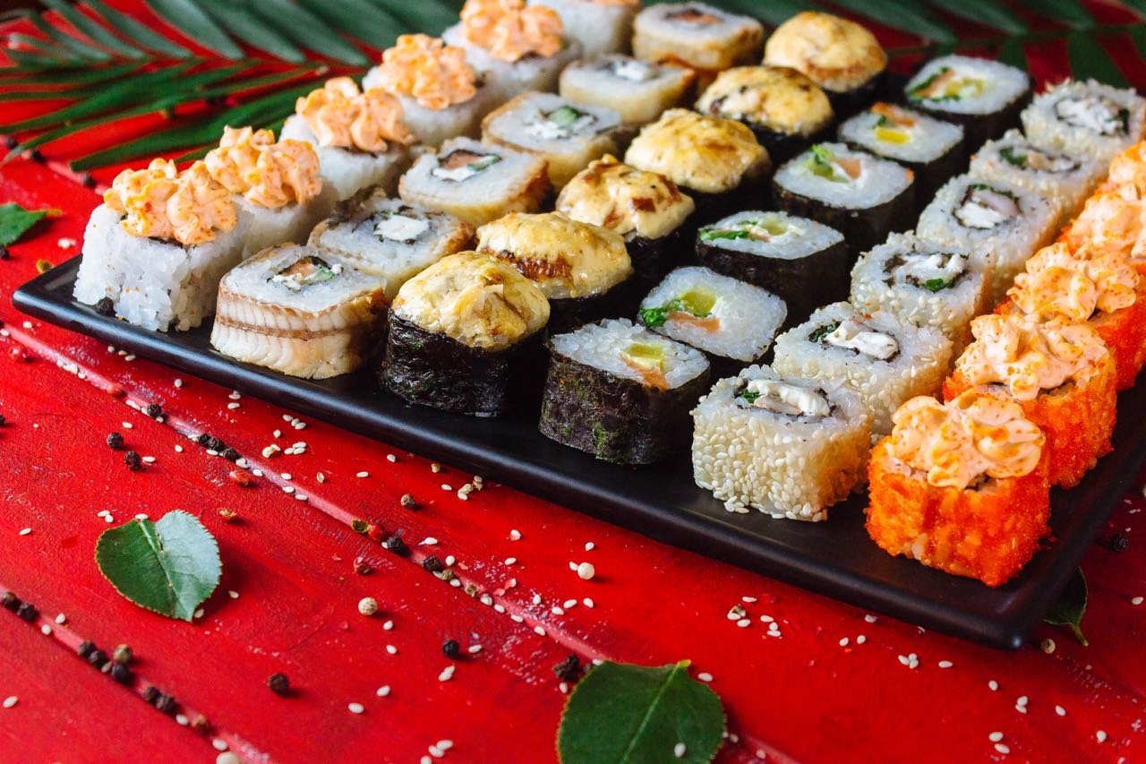 Sushi Sets in Japanese Harbor: A Taste of the Orient in Every Bite